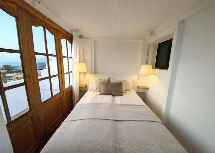 Istmo - Quiet, Cosy Apartment With Panorama Sunset